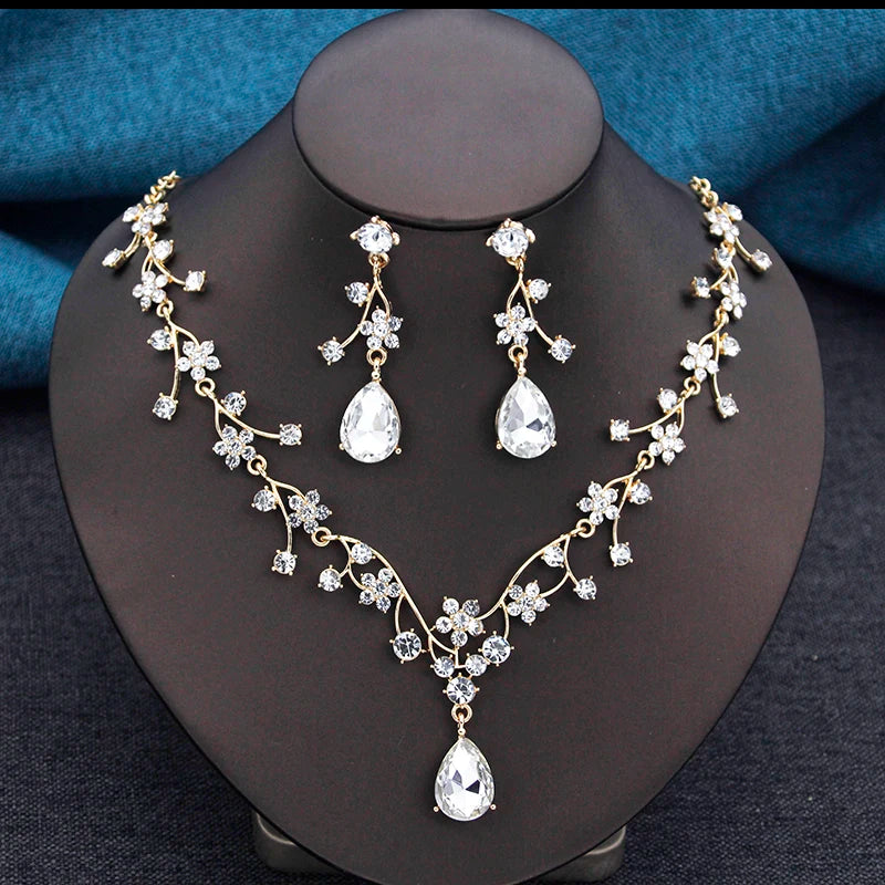 ELEGANT COLLAR 2 PCS SETS FLOWER NECKLACE AND EARRINGS