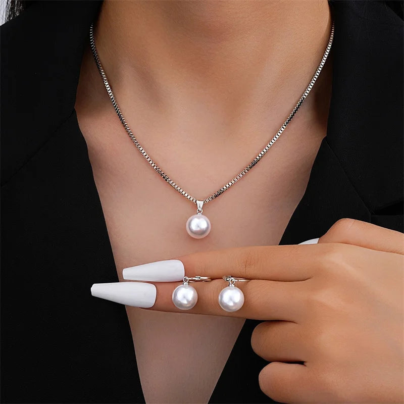 3Pcs Round Pearl Jewelry Set Of Earring Pendant Necklace