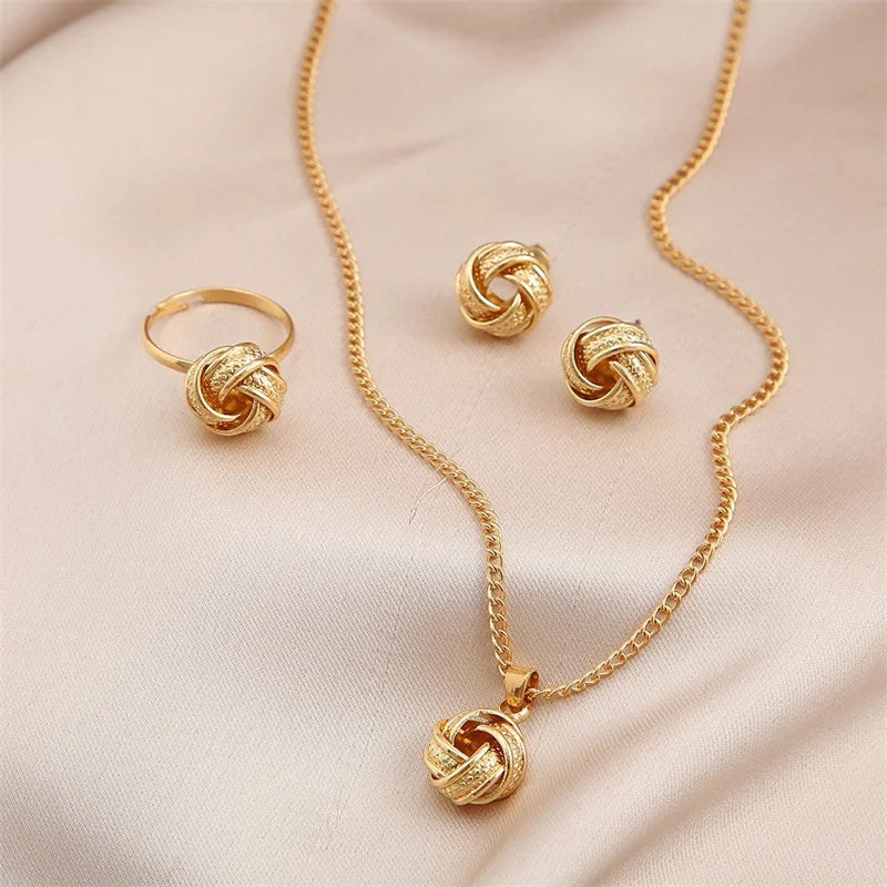 3Pcs Round Pearl Jewelry Set Of Earring Pendant Necklace