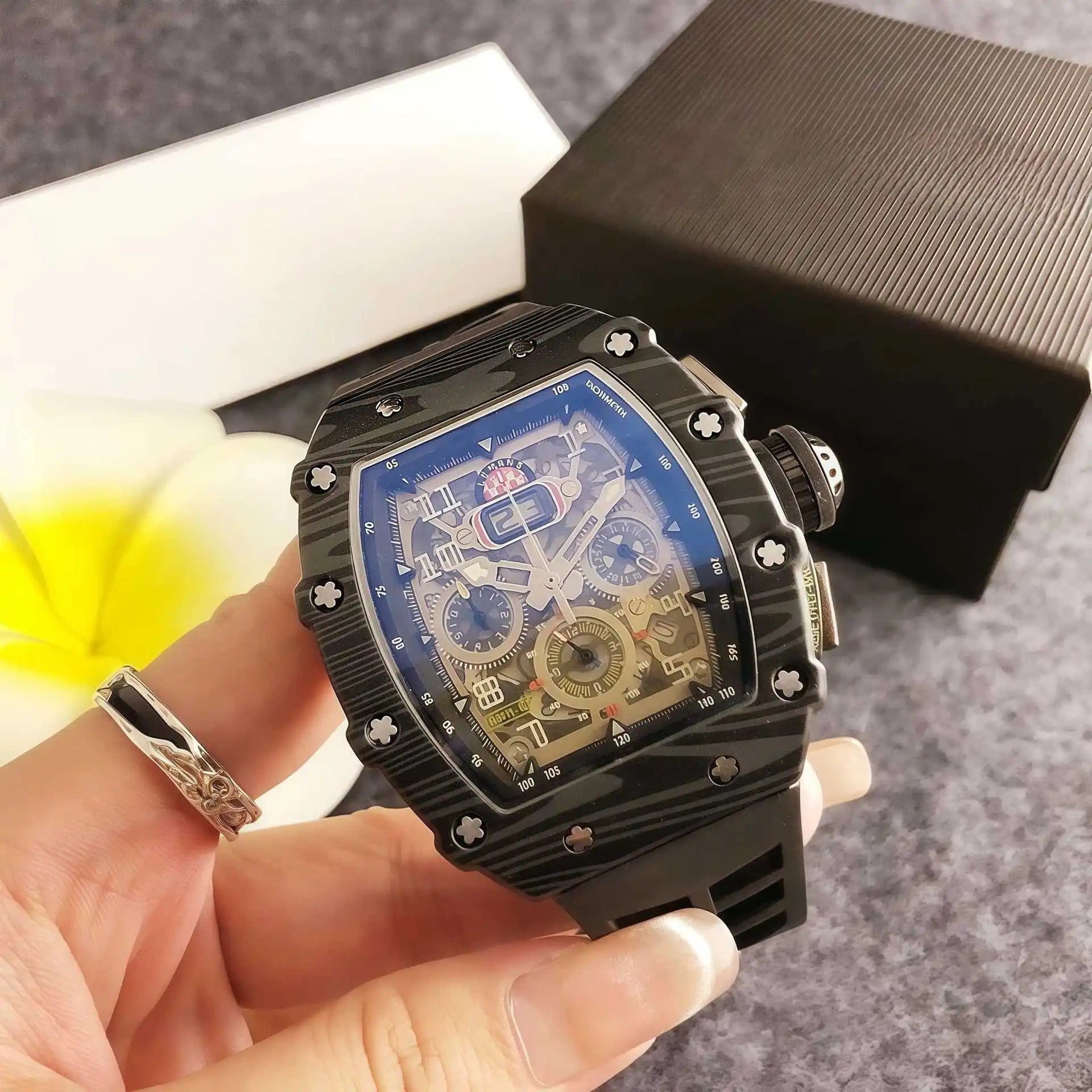 RICHARD QUARTZ WATCH