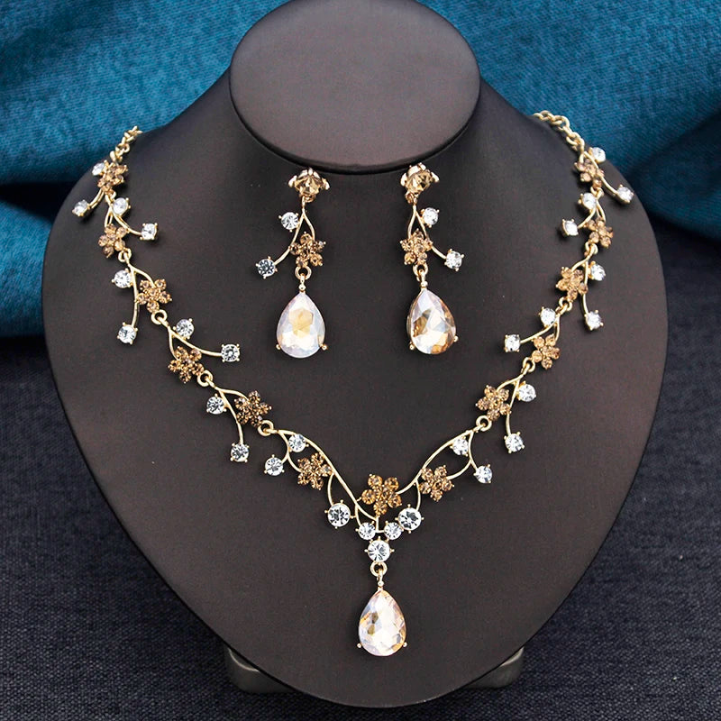 ELEGANT COLLAR 2 PCS SETS FLOWER NECKLACE AND EARRINGS